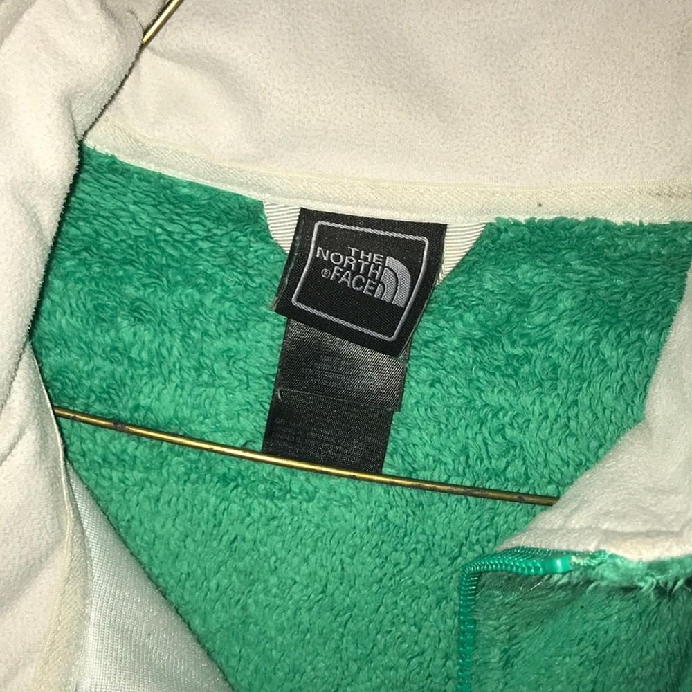 Women’s North Face Jacket - Picture 3 of 3